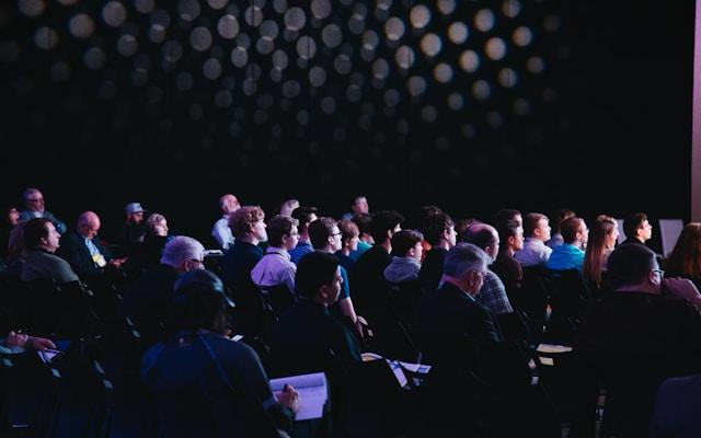 Expert speaker delivering a practical growth workshop to startup founders
